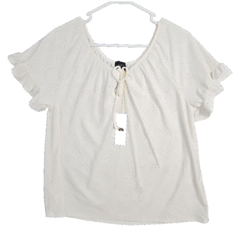 W5 Women's Large White Top Ruffle Sleeves Doily Eyelet Blouse Top NWt